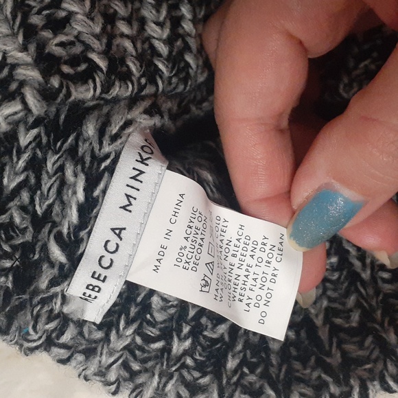 Rebecca Minkoff Grey Black White Pom Pom Beanie - Picture 3 of 6